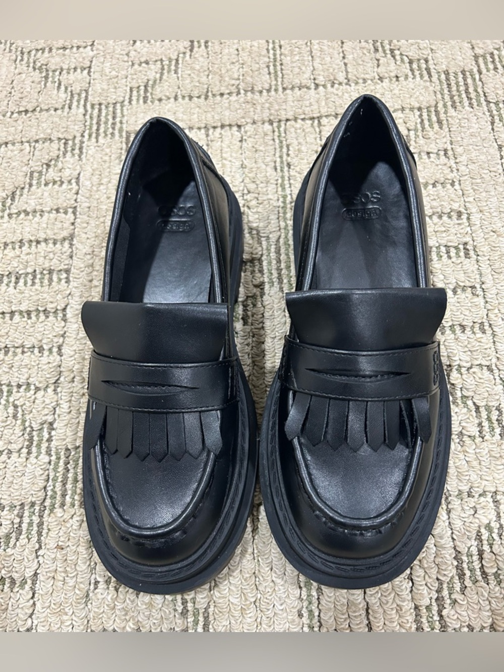 ASOS DESIGN Wide Fit chunky loafers size 6.5W - Picture 2 of 11